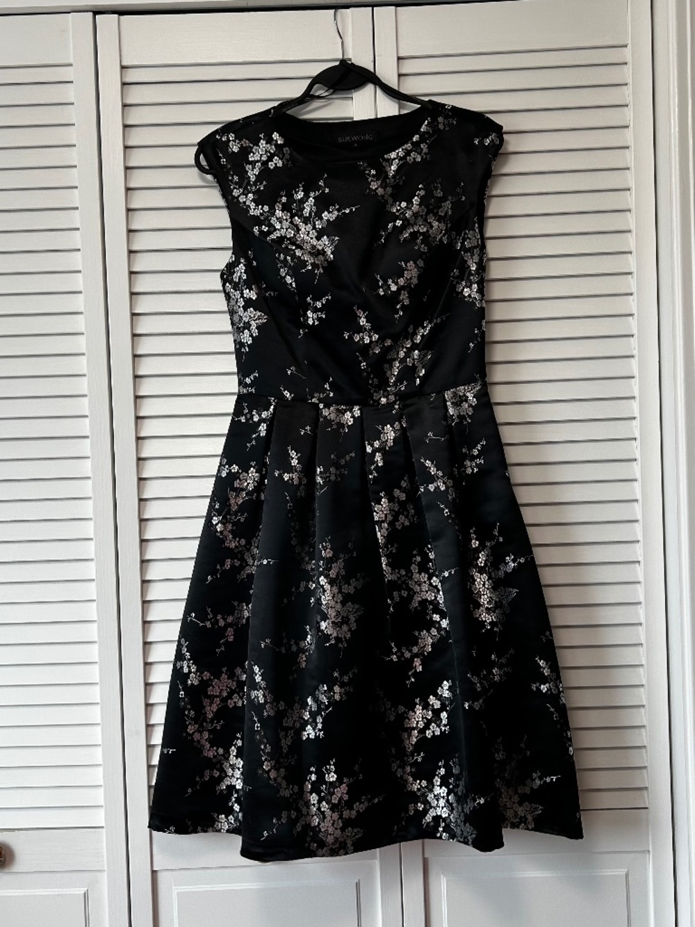 Sue Wong Black & Silver Floral Jacquard Midi Dress - Size 0